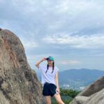 Hong Ji-hee Instagram - 관악산 등산 후 먹은 태국 음식은 감동….🥹 체력이 남네? 다음엔 어디를 가보까😎💙