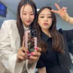 Hong Ji-hee Instagram - 식스더뮤지컬 세종 여민락 콘서트👑 @jennifer_luanari 지우언니가 빌려준 파랑 구두 신고💙 7월에 세종에서 또 만나요!
