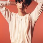 Hong Kyung Instagram – @esquire.korea