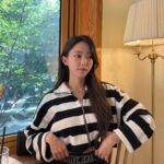 Hong Seo-hee Instagram - 날씨 너무 좋아🌿 #Happiness #Victory #cometrue