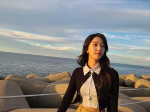 Hong Seo-hee Instagram - 🦋
#Happiness #Healing #💙
여행 가고싶당당