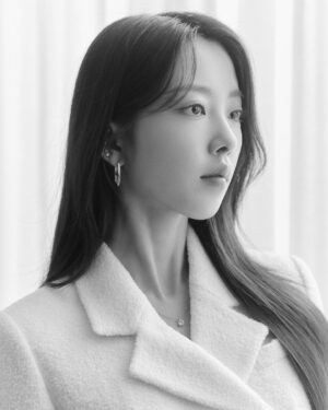 Hong Seo-hee Instagram - 🤍White

#화보 #광고 #모델