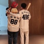 Hong Yun-hwa Instagram – 꺄흥😆😆😆
용사님이랑 시구.시타 하러왔으미유~~!!!
열심히 던져볼게염~~~!!!!⚾️⚾️
.
#떨려떨려
#화이팅‼️
#ssg랜더스