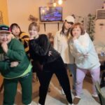 Hong Yun-hwa Instagram - 곱창집 오픈런 모임😝 #미스터빈챌린지 #릴스#챌린지 #홍윤화#고은영#김승혜#양귀비#윤효동