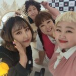 Hong Yun-hwa Instagram – 위이자앙취이어업!!
공복상태에서 미모최상일때ㅋ
.
#위장취업
@gagkimminkyoung 
@ruruvely 
@bjpj0122 
@yunhwahong