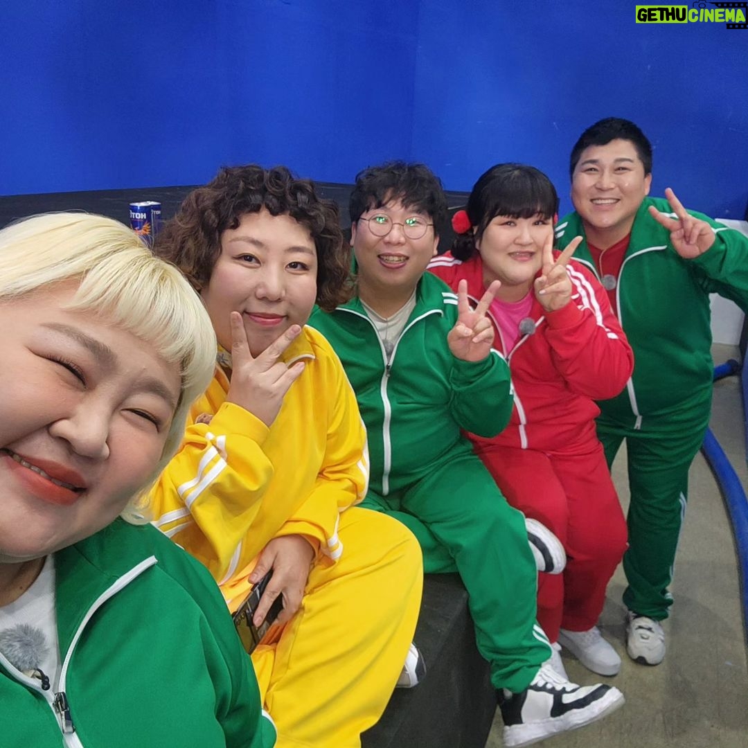 Hong Yun-hwa Instagram - 넘나 잼났던 먹찌빠!!ㅎㅎ 정신이없어서 다같이 사진을 못찍은게 넘 아쉽네유ㅜㅜ 잠시후 먹찌빠에서 함께해유!!!!!😚😚😚 . #덥다더워 #ㅋㅋㅋㅋㅋㅋㅋㅋㅋㅋㅋㅋㅋㅋㅋ