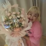 Hong Yun-hwa Instagram - 🎂고맙습니다ㅎㅎ 삐약삐약🐥🐥