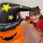 Honoka Akimoto Instagram - . 年に１度のお祭り♪ 毎年本当に楽しい〜⭐️🤭⭐️ 少しでも多くの方に！！！ しゃちを好きになってもらえますように☺️ #スタプラフェス #TEAMSHACHI 新曲『沸き曲』 この後0時配信スタートです♪ 寝る前に沸き散らしてください😆 横浜アリーナ