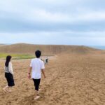 Honoka Akimoto Instagram - . 久しぶりにお兄と勝負🏃‍♂️ 20秒のハンデもらったからギリ勝てた🔥 #鳥取 #鳥取砂丘 2往復したから筋肉痛が凄い🐫