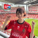 Honoka Akimoto Instagram - . 名古屋グランパス 今年ラストの鯱の大祭典でした⚽️ 惜しくも引き分けでしたが 大祭典期間はファミリーの一体感が より強く大きく感じられます🔥🔥🔥 その一員になれてとっても嬉しい♪ やぐらでのグランパス音頭も楽しかったなぁ☺️ 回を重ねるごとに踊りの輪が広がって嬉しかったです💃 #Jリーグ #名古屋グランパス #鯱の大祭典 #横浜FC #TEAMSHACHI 柚姫の分まで応援してきたよー！ ゆっくり休んでね💜 豊田スタジアム