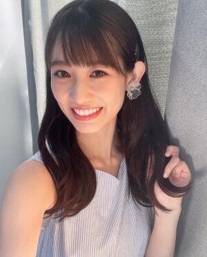 Honoka Akimoto Instagram - .
暑いね！夏だね！🔥
今日はお台場でリリイベファイナル！
お待ちしてます☺️