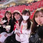 Honoka Akimoto Instagram - . 0-2の状態から まさかの逆転勝ち🥹 素敵な試合に立ち会えて感激です🥹 #名古屋グランパス #横浜FC ユニフォームで見えないけど 中にアオアシTシャツ着て気分上げてたの⚽️💙 豊田スタジアム
