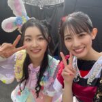 Honoka Akimoto Instagram - . 春のスターダストスペシャルライブ⭐️ 大分・城島高原！！！！ 本当に素敵な場所♪ とき宣ちゃんとのコラボ 楽しかったなぁ〜💓可愛かったなぁ〜💓 そして 本日発表になりました！ 6.28発売2nd EP「AWAiTiNG BEAR」 全曲、松隈ケンタさんに作っていただきました♪ お楽しみにーーー🤭 #超ときめき宣伝部 #TEAMSHACHI #シャチとき宣城島 #シャチ松隈 城島高原パーク