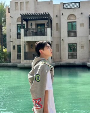 Hoshi Instagram - ☀️

#브로앤마블 #티빙 
👑🎲