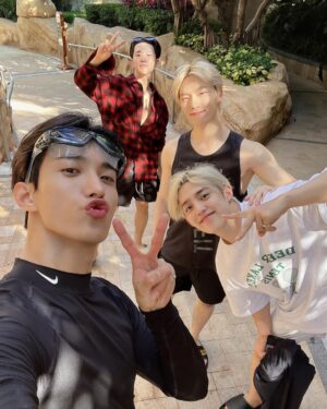 Hoshi Instagram - 