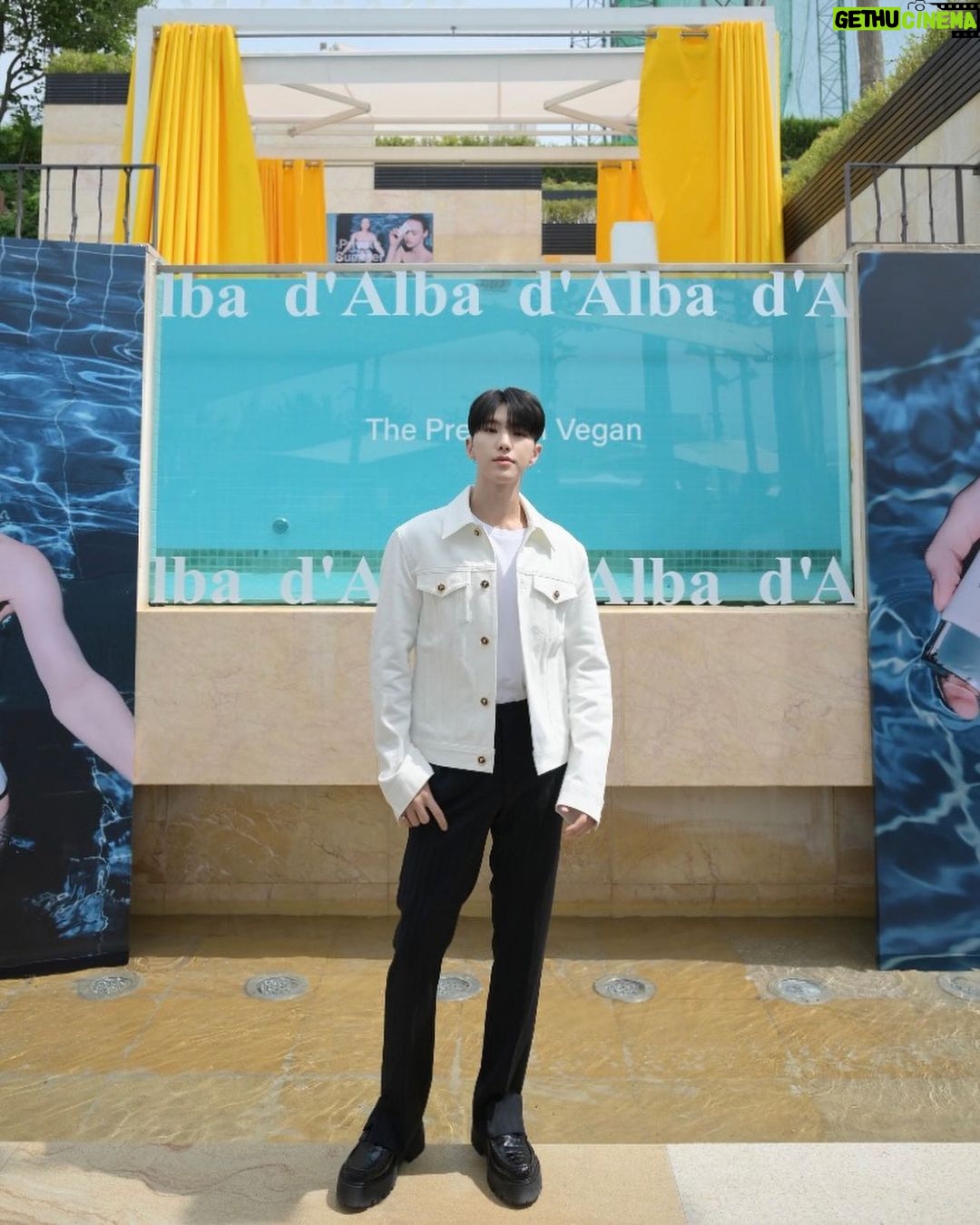 Hoshi Instagram - with d’Alba. #광고 #달바 #달바선크림 #dalba #비건선크림 #달바콜라겐 @dalba_piedmont
