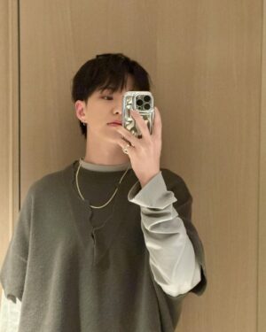Hoshi Instagram - 날씨너무좋다☀️