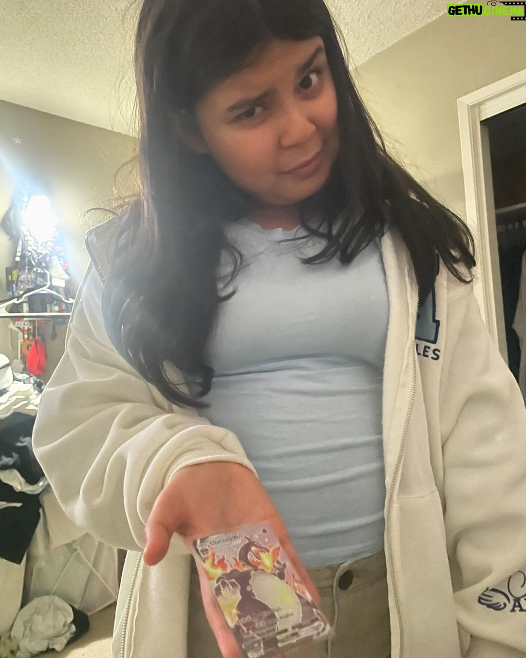 House Shoes Instagram - Excuse my laundry. PikaShoes and Pokiana are ripping packs at noon PST Sunday on twitch. Link in bio.