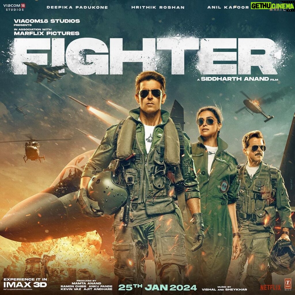 Hrithik Roshan Instagram - The Air Dragons are all geared up to meet you in 1 month! Watch #Fighter only on the BIG SCREEN! 3D and IMAX theatres from the 25th January 2024! See you on the eve of India’s 75th Republic Day 🇮🇳 #FighterOn25thJan @deepikapadukone @anilskapoor @s1danand #KevinVaz @ajit_andhare @mamtaanand10_10 @ramonchibb @ankupande @vishaldadlani @shekharravjiani @iamksgofficial @akshay0beroi @viacom18studios @marflix_pictures @tseries.official #FighterMovie