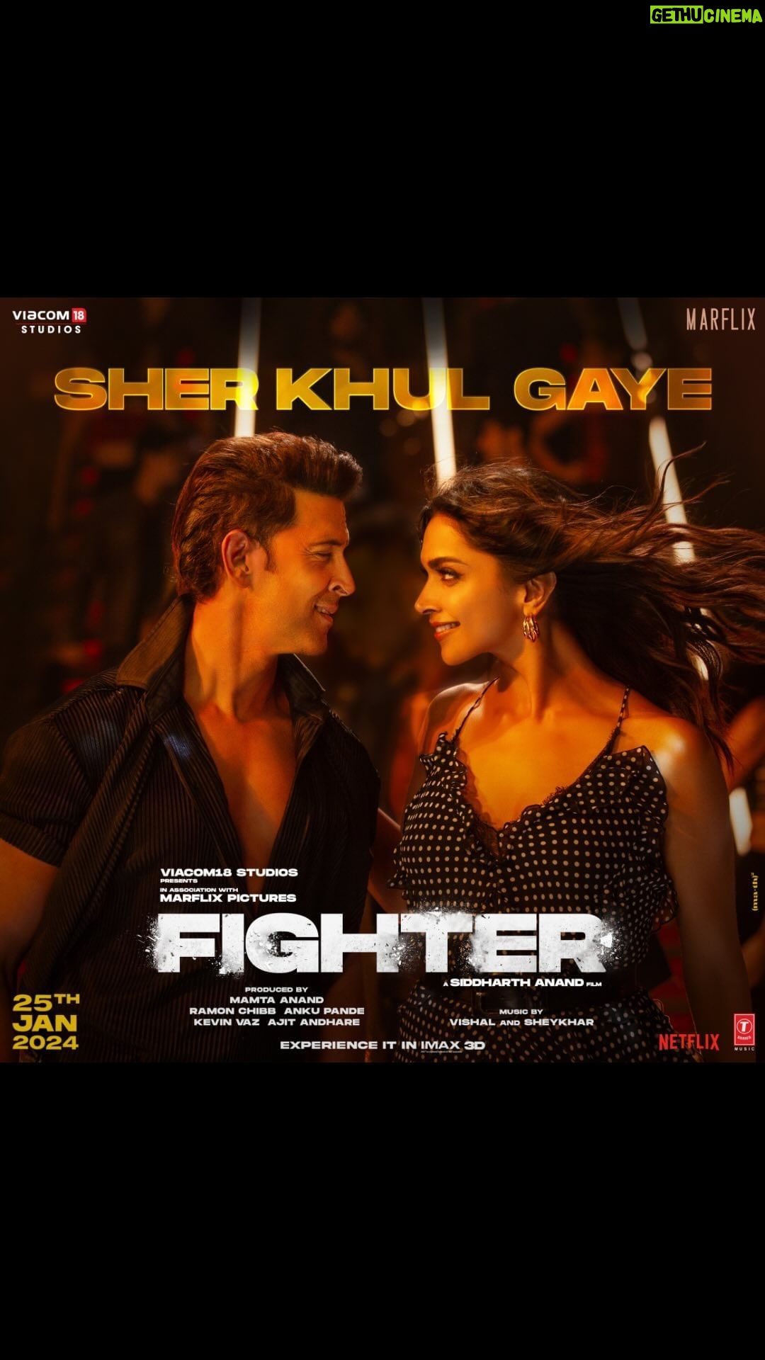 Hrithik Roshan Instagram - Starting the party without us? You have to be JOKING! #SherKhulGaye OUT NOW. Full Song on YouTube. (Link in Bio) #Fighter #FighterOn25thJan @vishaldadlani @shekharravjiani @bennydayalofficial @shilparao @kumaarofficial @boscomartis @caesar2373 @deepikapadukone @anilskapoor @s1danand #KevinVaz @ajit_andhare @mamtaanand10_10 @ramonchibb @ankupande @iamksgofficial @akshay0beroi @viacom18studios @marflix_pictures @tseries.official #FighterMovie