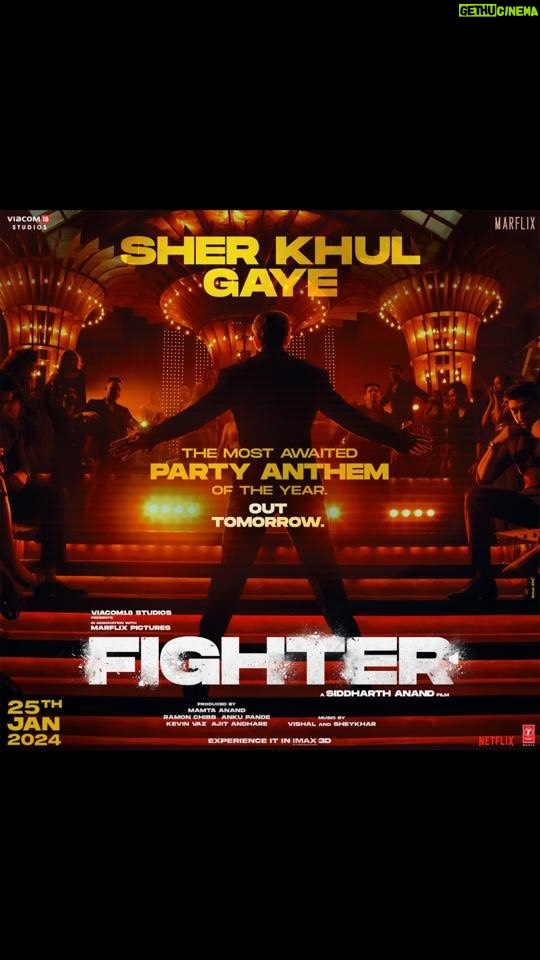 Hrithik Roshan Instagram - Let’s get this party started! 🪩 #SherKhulGaye SONG OUT TOMORROW. #Fighter #FighterOn25thJan @vishaldadlani @shekharravjiani @bennydayalofficial @shilparao @kumaarofficial @boscomartis @caesar2373 @deepikapadukone @anilskapoor @s1danand #KevinVaz @ajit_andhare @mamtaanand10_10 @ramonchibb @ankupande @iamksgofficial @akshay0beroi @viacom18studios @marflix_pictures @tseries.official #FighterMovie