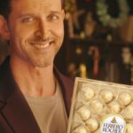 Hrithik Roshan Instagram - Light up the holiday season with the golden gift of #FerreroRocher, just like I plan to celebrate with my Family this #Christmas ✨ #LightUpYourChristmas #AD