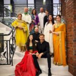 Hrithik Roshan Instagram – Happy Diwali beautiful people ❤️
