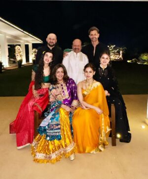 Hrithik Roshan Instagram - Happy Diwali beautiful people ❤️