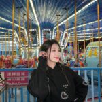 Hua Chen Instagram – 有人跟我一樣喜歡遊樂園嗎🎡
分享一下 近視雷射手術 的後續
雷射完現在已經過了四個月了!
最近累到極致的我
常常覺得沒有戴隱眼真的太方便了
不然我眼睛可能也會酸到不行哈哈!
再說一次是在 #諾貝爾眼科 @nobeleye.com.tw做的呦!
偶是做 #SMILEPro全飛秒近視雷射!
#徐乙玉醫生 很美 人很好 這個要說三次!
然後我覺得術前的保養很重要之外
術後保養也很重要 有點像眼睛也坐月子的概念
要好好術後保養 讓你眼睛快快修護好!
總之一睜開眼睛就是清楚的世界
敲棒的啦哈哈哈哈哈哈哈