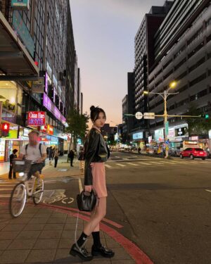 Hua Chen Instagram - 最近