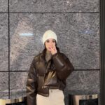 Hua Chen Instagram – 今天的溫度太不不不不可愛了
今天趕場跑了三間 謝謝你們等我到最後😭💗

在高鐵巧遇的木木下班仔 咖勳
最後祝心地姐姐生日快樂 所有的困難都能迎刃而解🎈🎂