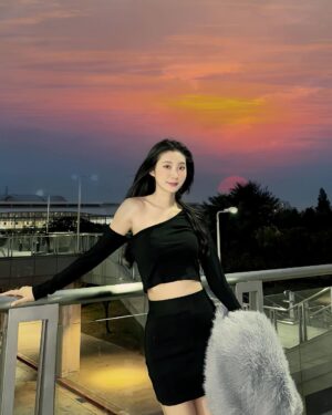 Hua Chen Instagram - 最近