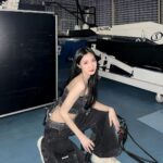 Hua Chen Instagram - 剛滿18歲的我 今年cos一個辣妹 不為過吧🫧🖤 那天的穿搭 好看到我要給他一個版面(⁎⁍̴̛ᴗ⁍̴̛⁎) 最近喜歡上 @synusxconcept 又辣又甜🫶🏻🫶🏻🫶🏻