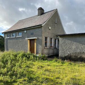 Hugh Wallace Instagram - Enjoying my day in Achill. Beautiful weather, and visited this 1930 primary school …. One classroom. 
#achillisland