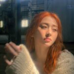 Huh Yun-jin Instagram - 🩰