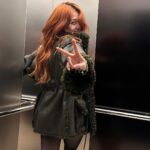 Huh Yun-jin Instagram – cutie w her booties