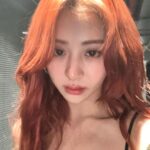 Huh Yun-jin Instagram – cutie w her booties