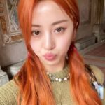 Huh Yun-jin Instagram - walk in the parkk