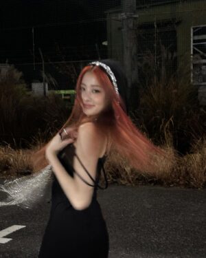 Huh Yun-jin Instagram - what you missed last weekend
