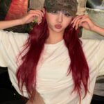 Huh Yun-jin Instagram - 😛