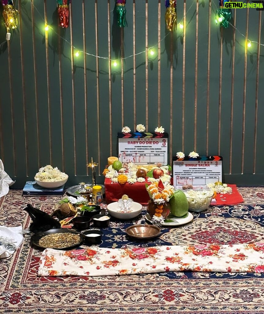 Huma Qureshi Instagram - Our first Diwali Pooja in our @elemen3entertainment Office 🪔 #blessed #festive #diwali #grateful @saqibsaleem