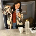 Humberly Gonzalez Instagram - Back in high school, wearing my favorite jacket, running into my ex, wbu? 😜 . . . . @netflix @gngbts #GinnyAndGeorgia