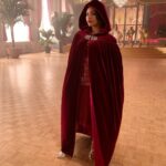 Humberly Gonzalez Instagram - SLUMBERLAND 💭🛌 Out today on @netflix ‼️ So happy I got the opportunity to be a part of this magical story Thank you @francishlawrence for your direction and vision!! It was a dream come true getting to show @prideofgypsies my salsa moves, we had so much fun learning the choreo by the brilliant minds of @melissamitro & @franswag 💃🏽 This entire cast is so special and I hope you have as much fun watching as we had making it✨ . . . . . #Slumberland #Netflix #Movie Dream World