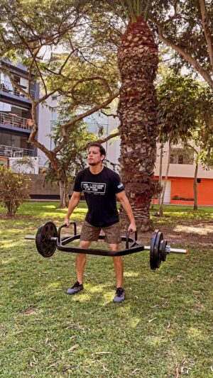 Humberto Bandenay Instagram - Es tiempo de que te la CREAS porque tenés pasta de CAMPEÓN , sangre de GANADOR , no por tu talento o capacidad sino porque a pesar de todo , te mantuviste firme y volviste a EMPEZAR 🙏👊🏼🇵🇪

Preparación física Coach : @bancherorenzo 

#iridiumsportsagency #ufc #thekingisback #conditioning #volví #teambandenay🔥