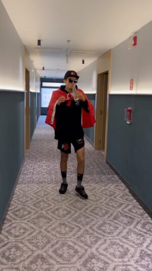 Humberto Bandenay Instagram - 🇵🇪 ORGULLOSO DE SER PERUANO 🇵🇪

LO LOGRAMOS ! ARRIBA PERU CARAJO 

#ufc #naciones #peru #colombia #bogota #lima #mmafighter #iridiumsportsagency #dtc #renzobanchero #teambandenay