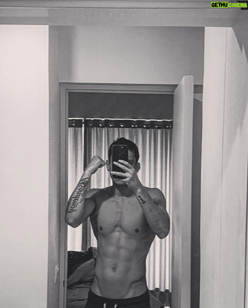 Humberto Bandenay Instagram - I'm on weight, I'm stronger, I'm ready! @iridiumsportsagency 🇵🇪