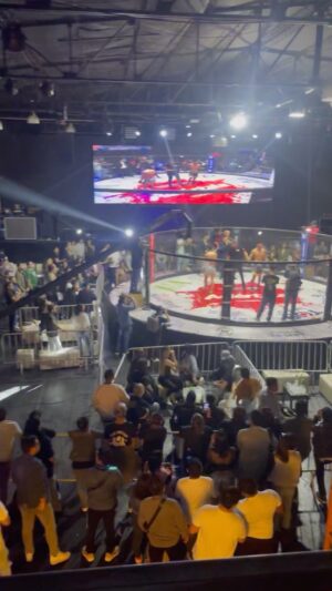 Humberto Bandenay Instagram - Woooww qué tal regreso de @wccperu en su octava edición volvimos con mucha más fuerza y decididos a ser los mejores , agradecer a todo nuestro equipo que hizo posible tamaño evento , a nuestros auspiciadores mil gracias , a todos los guerreros que sé subieron a la jaula el día de ayer felicitaciones a cada 1 de ustedes indistintamente del resultado ya son ganadores estando ahí adentro y por último a mi hermanos @dogo89 y @mhun.17 ustedes saben todo lo que hemos hecho estoy feliz de tenerlos conmigo luchando día a día para realizar esto . Damos vuelta a la página y ya tenemos en marcha WCC 9 - 28 de septiembre en arena bar - cartelera de lujo ! Una vez más muchas gracias