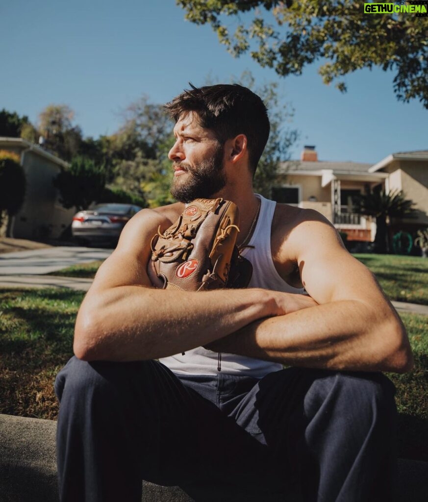 Hunter March Instagram - POV: I coach our kid’s little league team and she’s the best one on the roster. Los Angeles, California