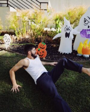 Hunter March Instagram - Thank god this devil holiday is over.