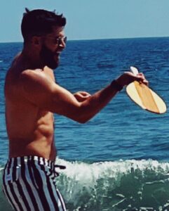 Hunter March Instagram - Me waiting to play beach games with the Top Gun guys but they already have two full volleyball teams but like that’s fine, idc, like I really don’t. Malibu, California